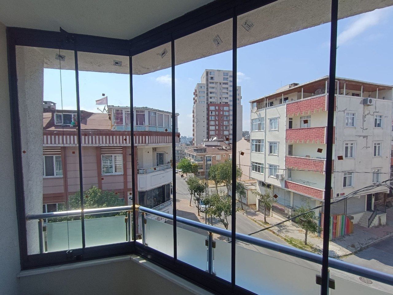 Cam Balkon